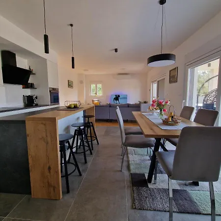 Adria Near Sibenik, 90 Meters From The Sea