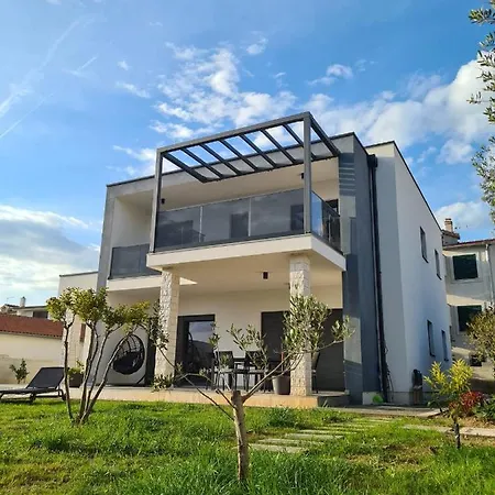 Villa Adria Near Sibenik, 90 Meters From The Sea Jadrija