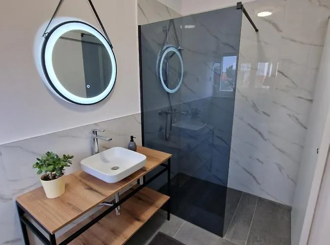 Adria Near Sibenik, 90 Meters From The Sea Villa Jadrija