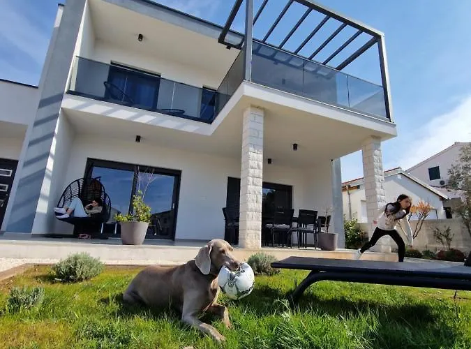 Adria Near Sibenik, 90 Meters From The Sea